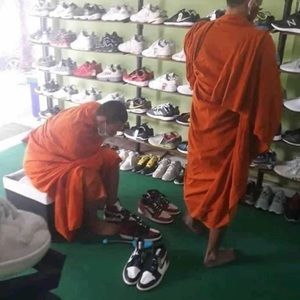 Meet your Posher, Chee